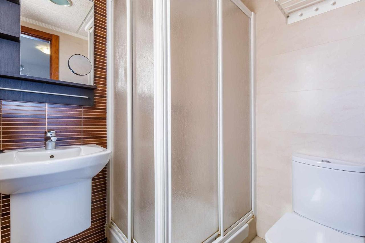 A&N Seaport 2A Apartment Caleta De Velez Luaran gambar