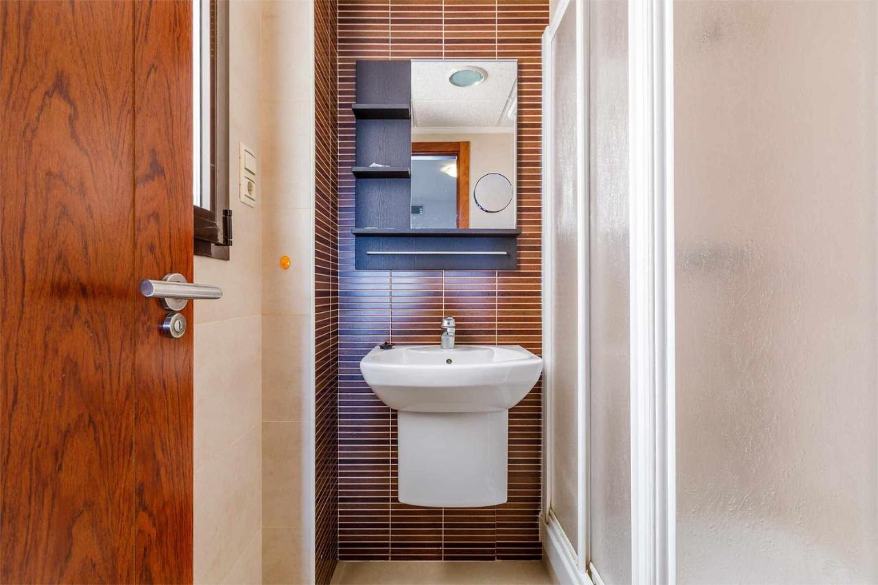 A&N Seaport 2A Apartment Caleta De Velez Luaran gambar