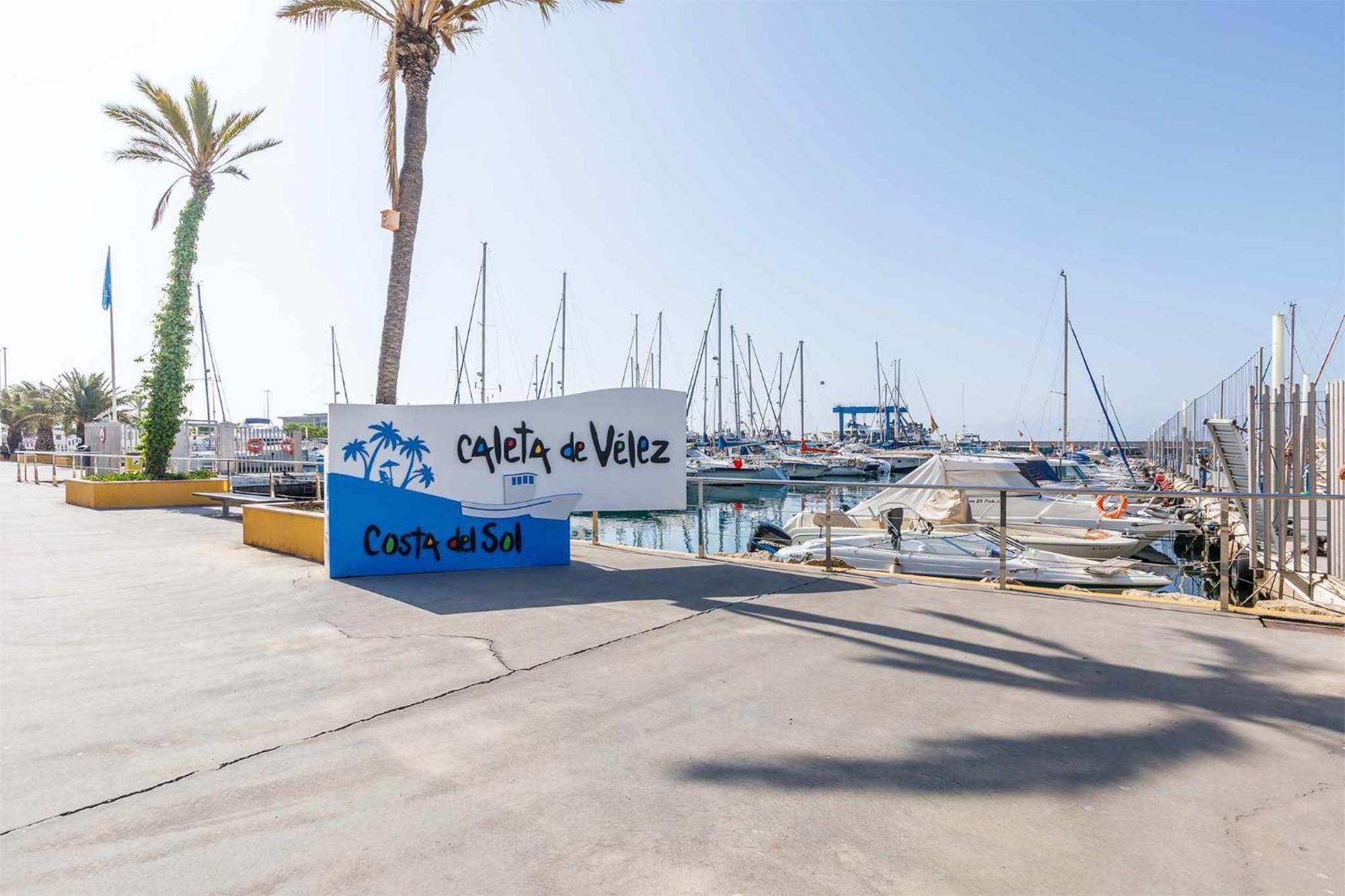 A&N Seaport 2A Apartment Caleta De Velez Luaran gambar