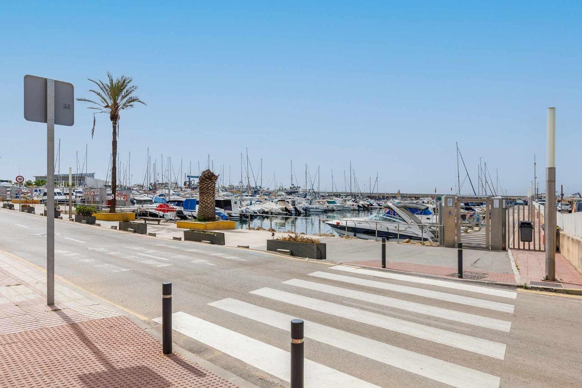 A&N Seaport 2A Apartment Caleta De Velez Luaran gambar